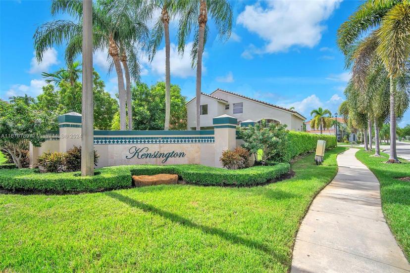 Picture of 19101 NW 11Th St, Pembroke Pines FL 33029
