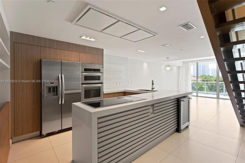 Picture of 2950 NE 188Th St # 331, Aventura FL 33180