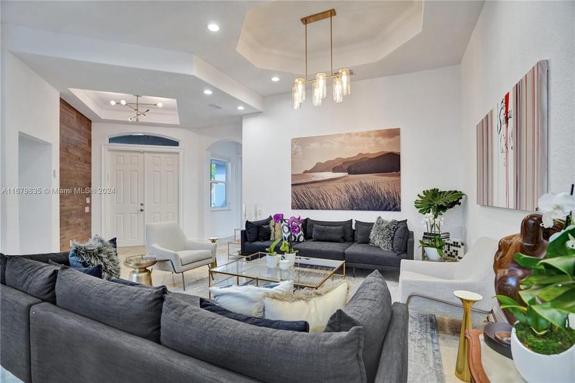 Picture of 928 Captiva Dr, Hollywood FL 33019