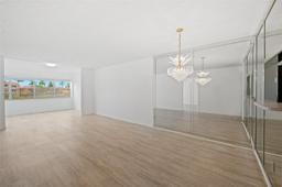 Picture of 9580 Sunrise Lakes Blvd # 209, Sunrise, FL 33322
