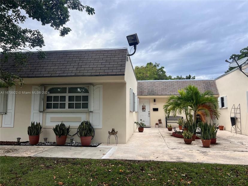 Picture of 11369 SW 169Th St # 5442D, Miami FL 33157