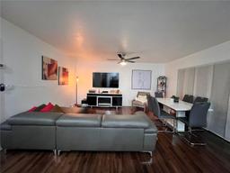 Picture of 11369 SW 169Th St # 5442D, Miami, FL 33157
