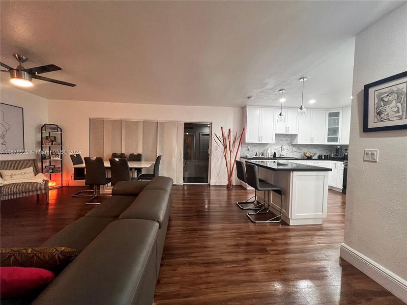 Picture of 11369 SW 169Th St # 5442D, Miami FL 33157