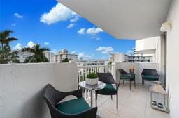 Picture of 1621 Bay Rd # 606, Miami Beach, FL 33139