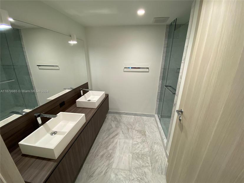 Picture of 1000 Brickell Plaza # 2907, Miami FL 33131