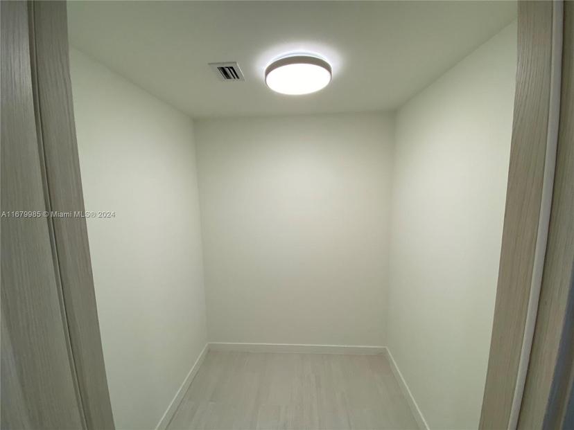 Picture of 1000 Brickell Plaza # 2907, Miami FL 33131