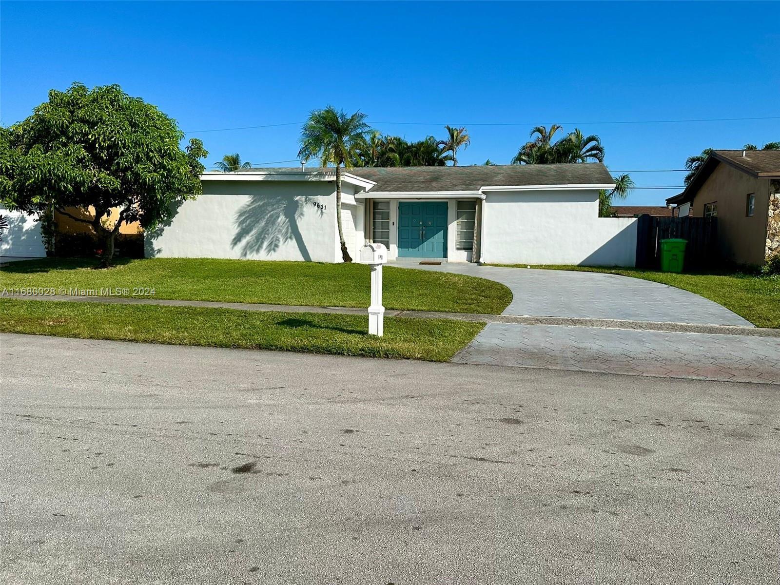 Picture of 9631 NW 19Th Pl, Sunrise, FL 33322