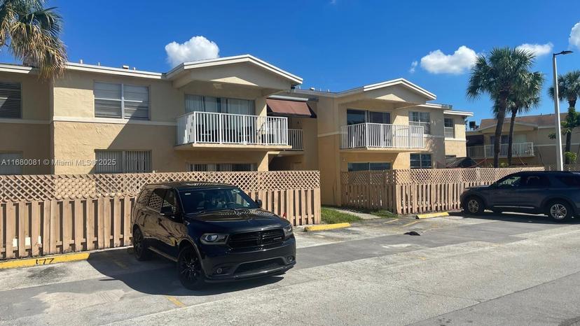 Picture of 4530 NW 79Th Ave # 2C, Doral FL 33166