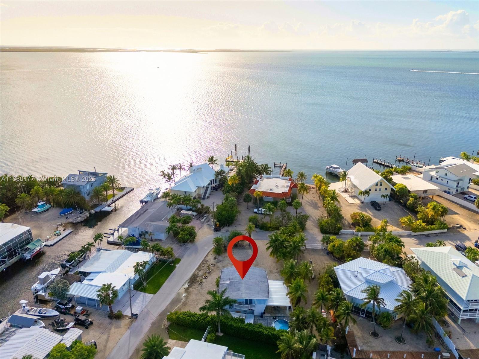 Picture of 66 N Blackwater Ln, Key Largo, FL 33037