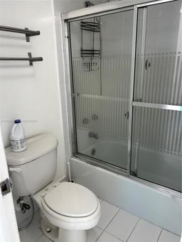 Picture of 500 Bayview Dr # 2127, Sunny Isles Beach, FL 33160