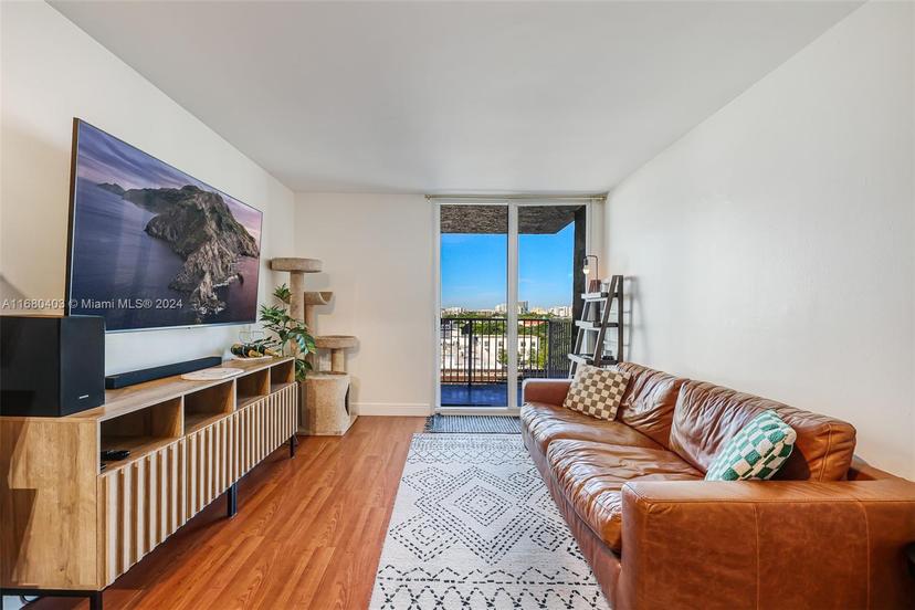 Picture of 850 N Miami Ave # 906, Miami FL 33136