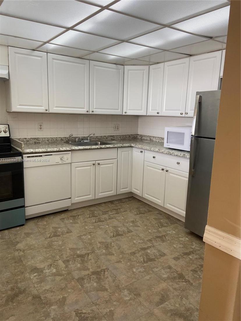 Picture of 13499 Biscayne Blvd # 1506, North Miami FL 33181