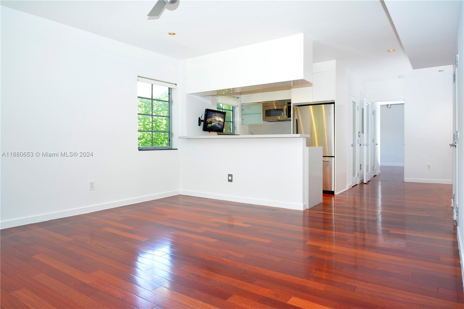 Picture of 1057 15Th St # 21, Miami Beach, FL 33139