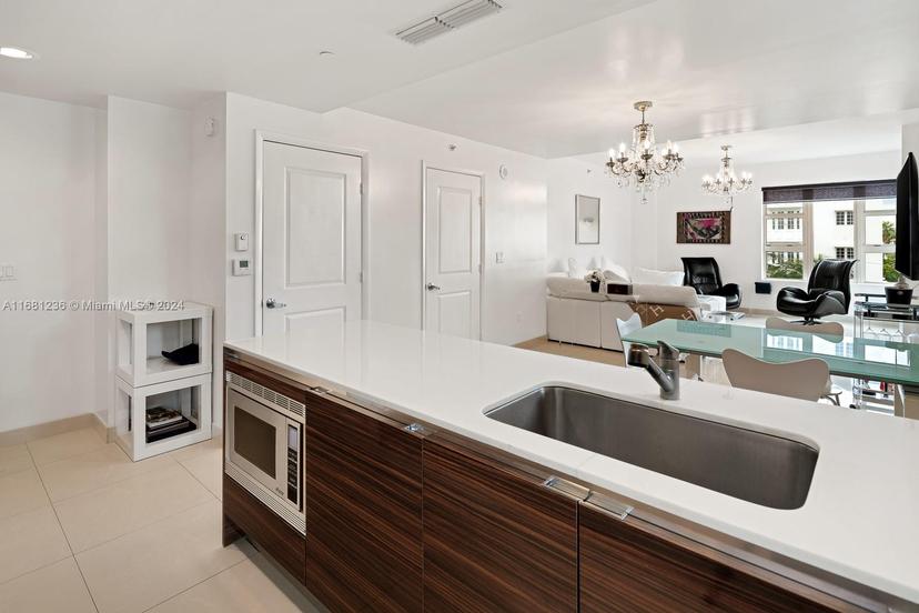 Picture of 3739 Collins Ave # 307, Miami Beach FL 33140
