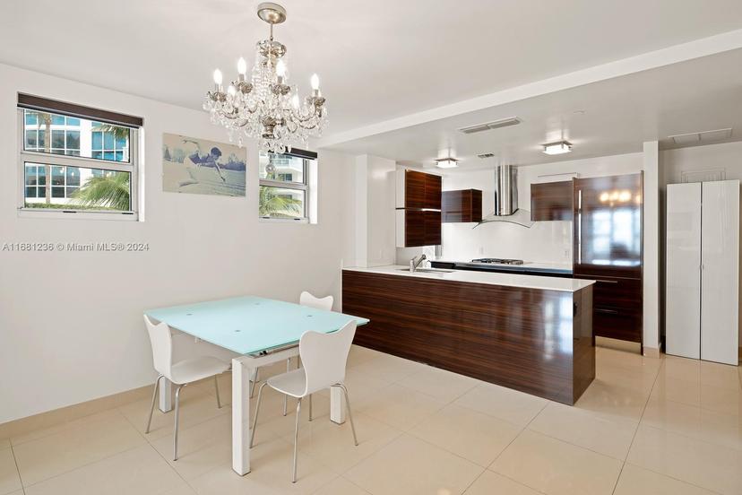 Picture of 3739 Collins Ave # 307, Miami Beach FL 33140