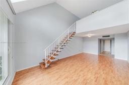 Picture of 6890 N Kendall Dr # B405, Pinecrest, FL 33156