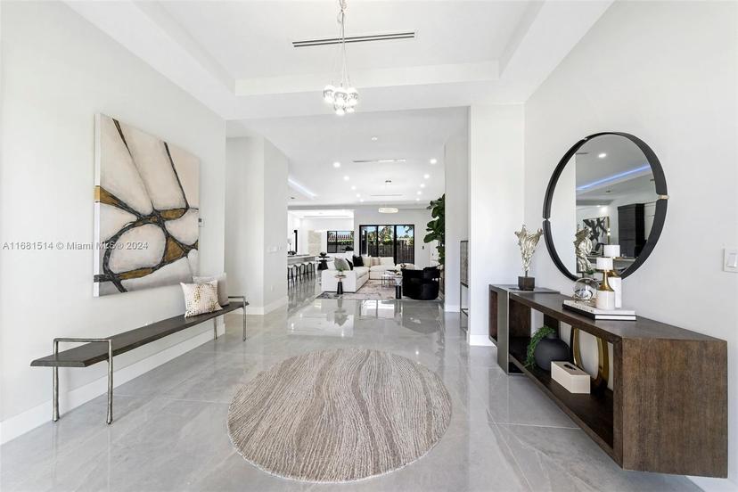 Picture of 11620 Canal Dr, North Miami FL 33181