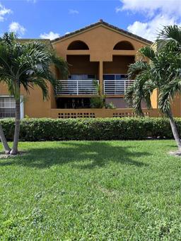 Picture of 9725 Fontainebleau Blvd # A212, Miami, FL 33172
