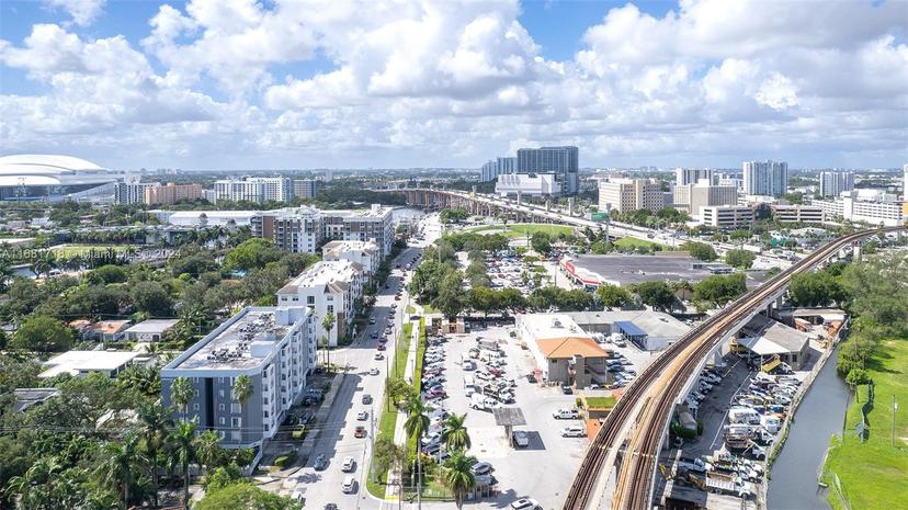 Picture of 1010 NW 11Th St # 507, Miami FL 33136
