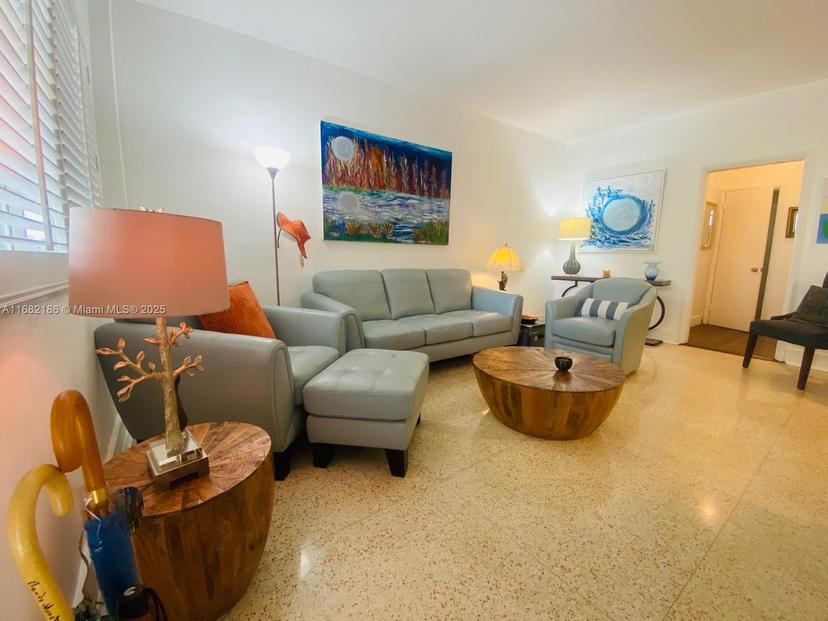 Picture of 1755 Washington Ave # 1B, Miami Beach FL 33139