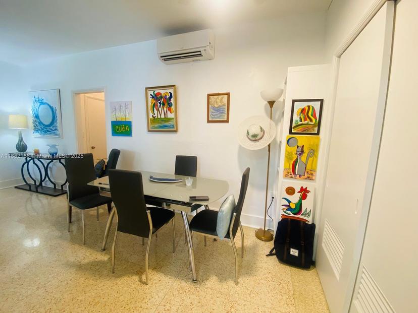 Picture of 1755 Washington Ave # 1B, Miami Beach FL 33139