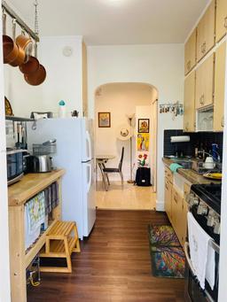 Picture of 1755 Washington Ave # 1B, Miami Beach, FL 33139