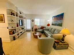 Picture of 1755 Washington Ave # 1B, Miami Beach, FL 33139
