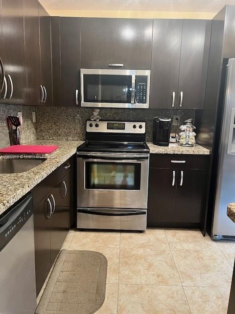 Picture of 20145 NE 3Rd Ct # 6, Miami, FL 33179