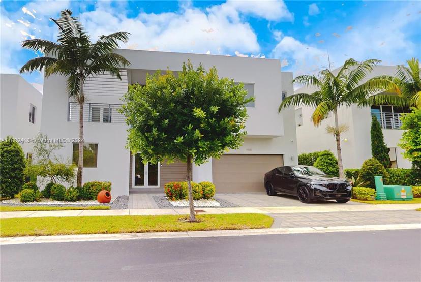 Picture of 9980 NW 74Th Ter, Doral FL 33178