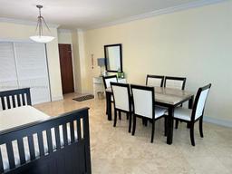 Picture of 4001 S Ocean Dr # 9L, Hollywood, FL 33019
