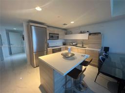Picture of 16385 Biscayne Blvd # 2020, North Miami Beach, FL 33160