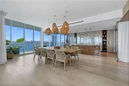Picture of 100 S Pointe Dr # 3803, Miami Beach, FL 33139