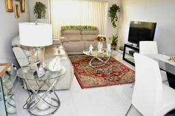 Picture of 1555 W 44Th Pl # 250, Hialeah, FL 33012