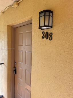 Picture of 11453 NW 39Th Ct # 2, Coral Springs, FL 33065