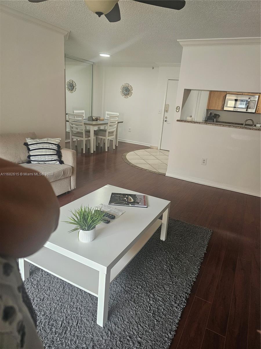 Picture of 19555 E Country Club Dr # 8503, Aventura, FL 33180