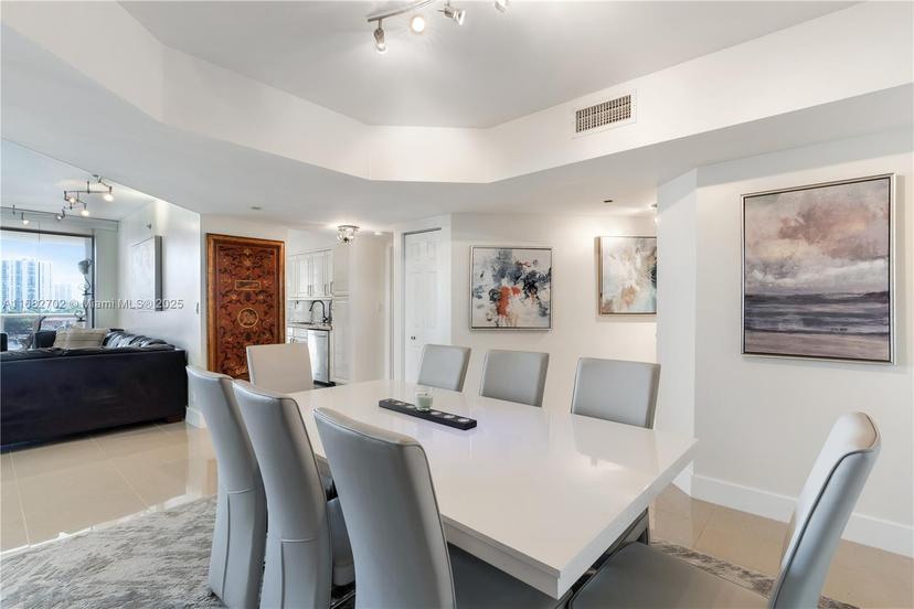 Picture of 3600 Yacht Club Dr # 803, Aventura FL 33180