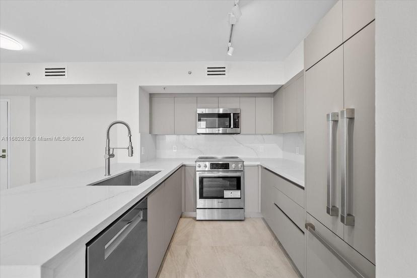 Picture of 90 Alton Rd # 1103, Miami Beach FL 33139