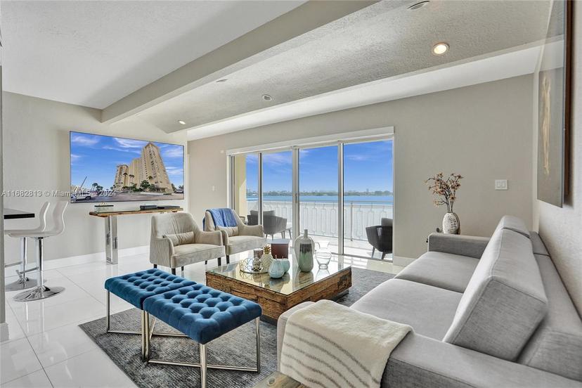 Picture of 11111 Biscayne Blvd # 1404, Miami FL 33181