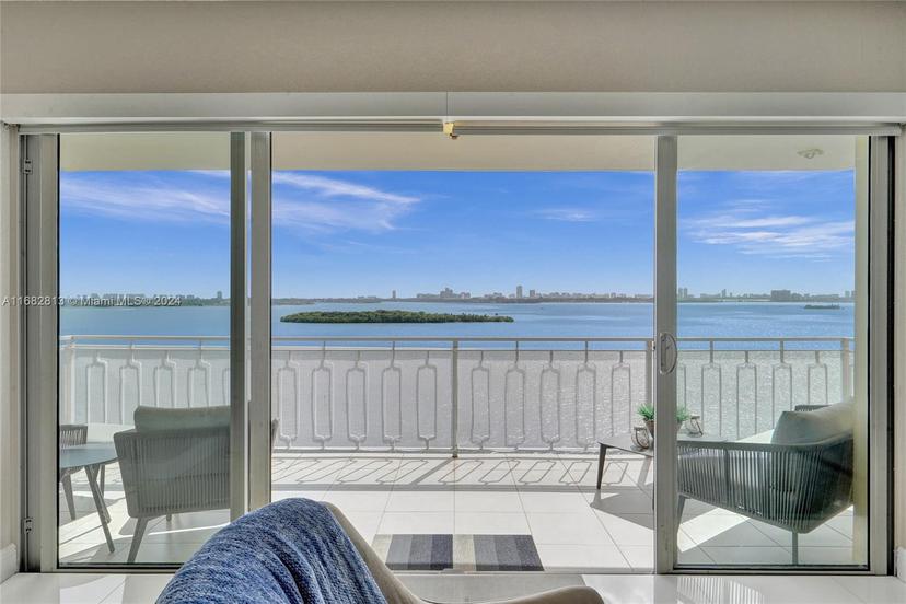 Picture of 11111 Biscayne Blvd # 1404, Miami FL 33181