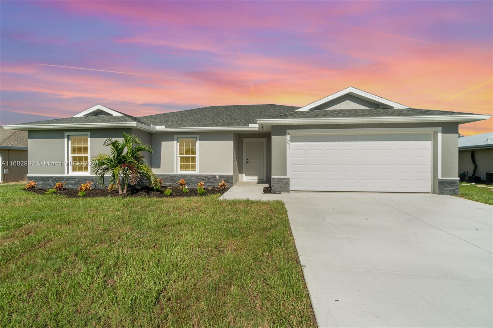 Picture of 129 SW 9Th Pl, Cape Coral, FL 33991