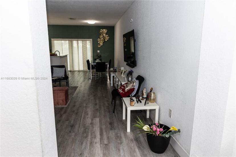 Picture of 8301 NW 107Th Ct # 22, Doral FL 33178
