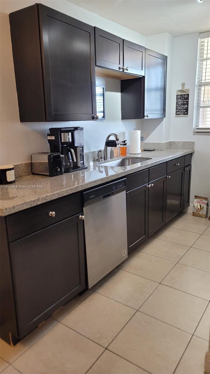 Picture of 1811 Jefferson St # 609, Hollywood FL 33020