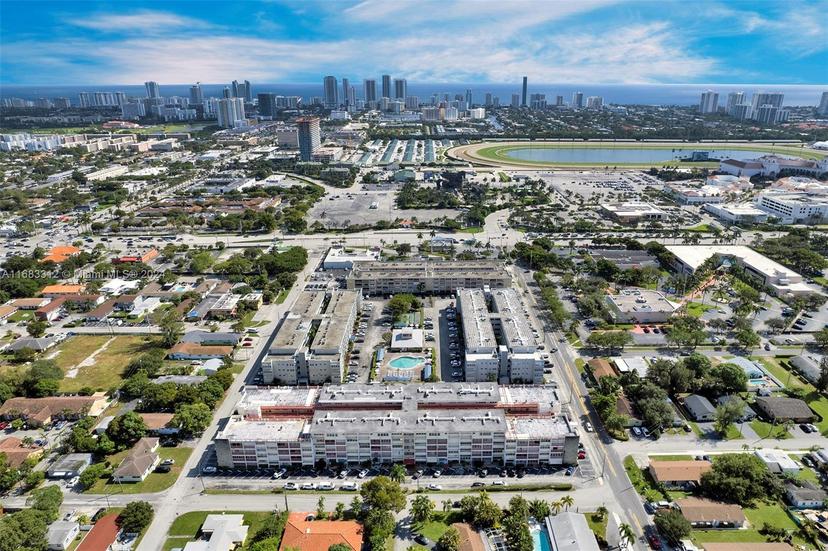 Picture of 330 SE 2Nd St # 303F, Hallandale Beach FL 33009