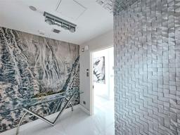 Picture of 2020 N Bayshore Dr # 2007, Miami, FL 33137