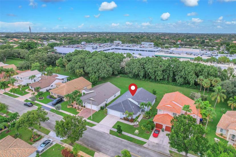 Picture of 16143 SW 2Nd Drive, Pembroke Pines FL 33027