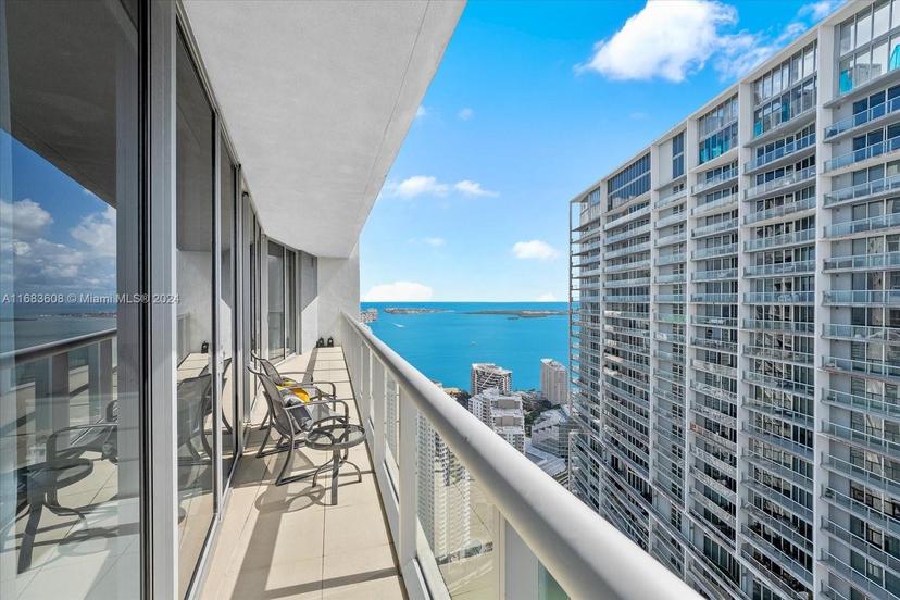 Picture of 475 Brickell Ave # 5113, Miami FL 33131