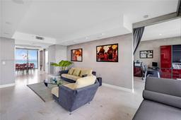Picture of 300 S Pointe Dr # 2102, Miami Beach, FL 33139