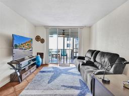 Picture of 777 S Federal Hwy # 102, Pompano Beach, FL 33062