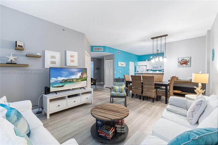 Picture of 651 Okeechobee Blvd # 202, West Palm Beach FL 33401