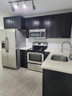 Picture of 10350 SW 175Th St, Miami, FL 33157